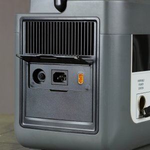 Портативная электростанция FUBAG AS 2400i (аккумулятор LiFePO4) в Череповце фото
