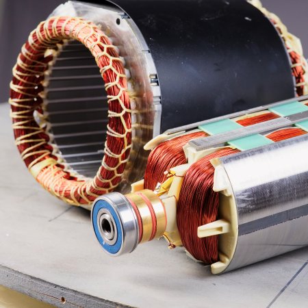 Бензиновый генератор с электростартером и коннектором автоматики FUBAG BS 7500 A ES в Череповце фото