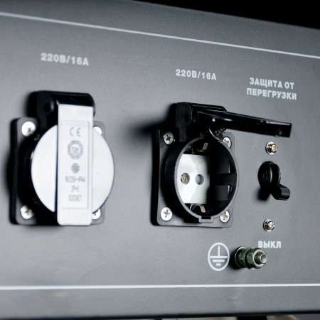 Бензиновый генератор FUBAG BS 3300 A ES с электростартером и коннектором автоматики в Череповце фото
